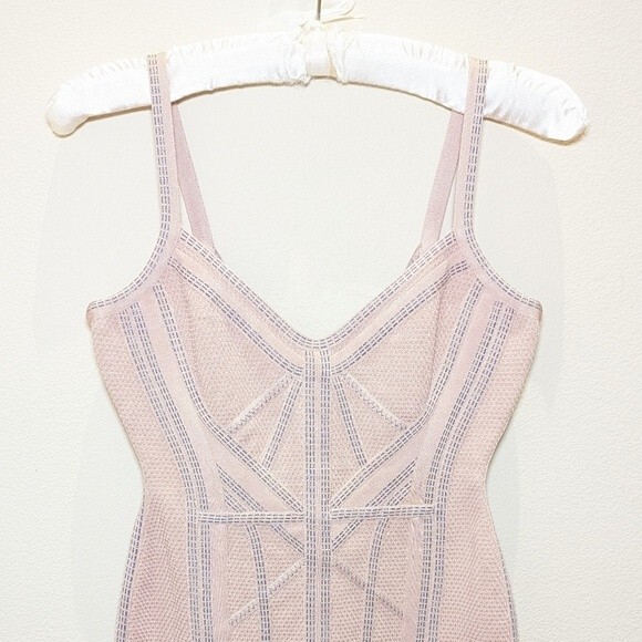 NEW Herve Leger Elissa Classic Bodycon Dress in Pink - Picture 4 of 13